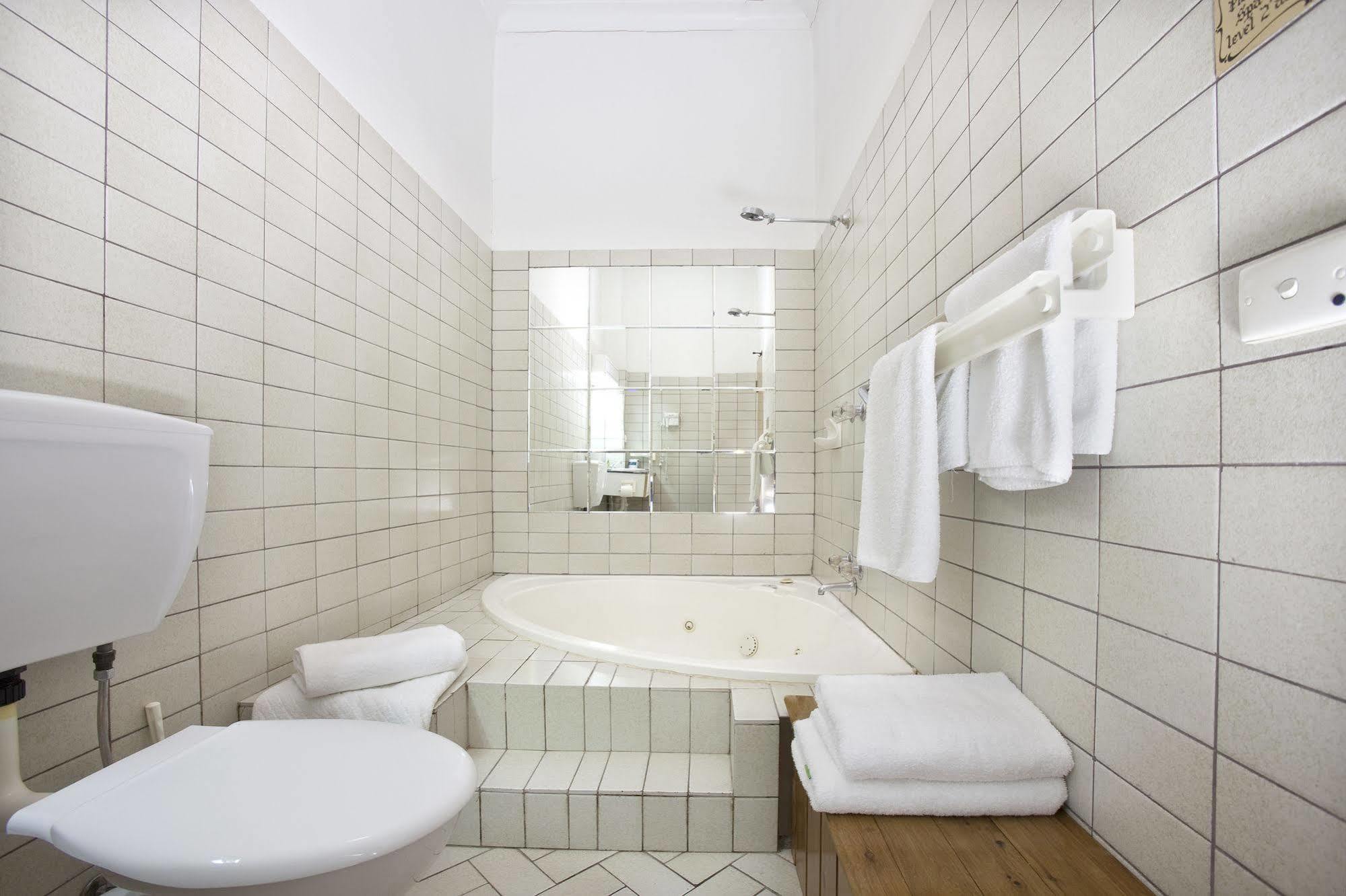 Seaton Arms Motor Inn Albury Ngoại thất bức ảnh